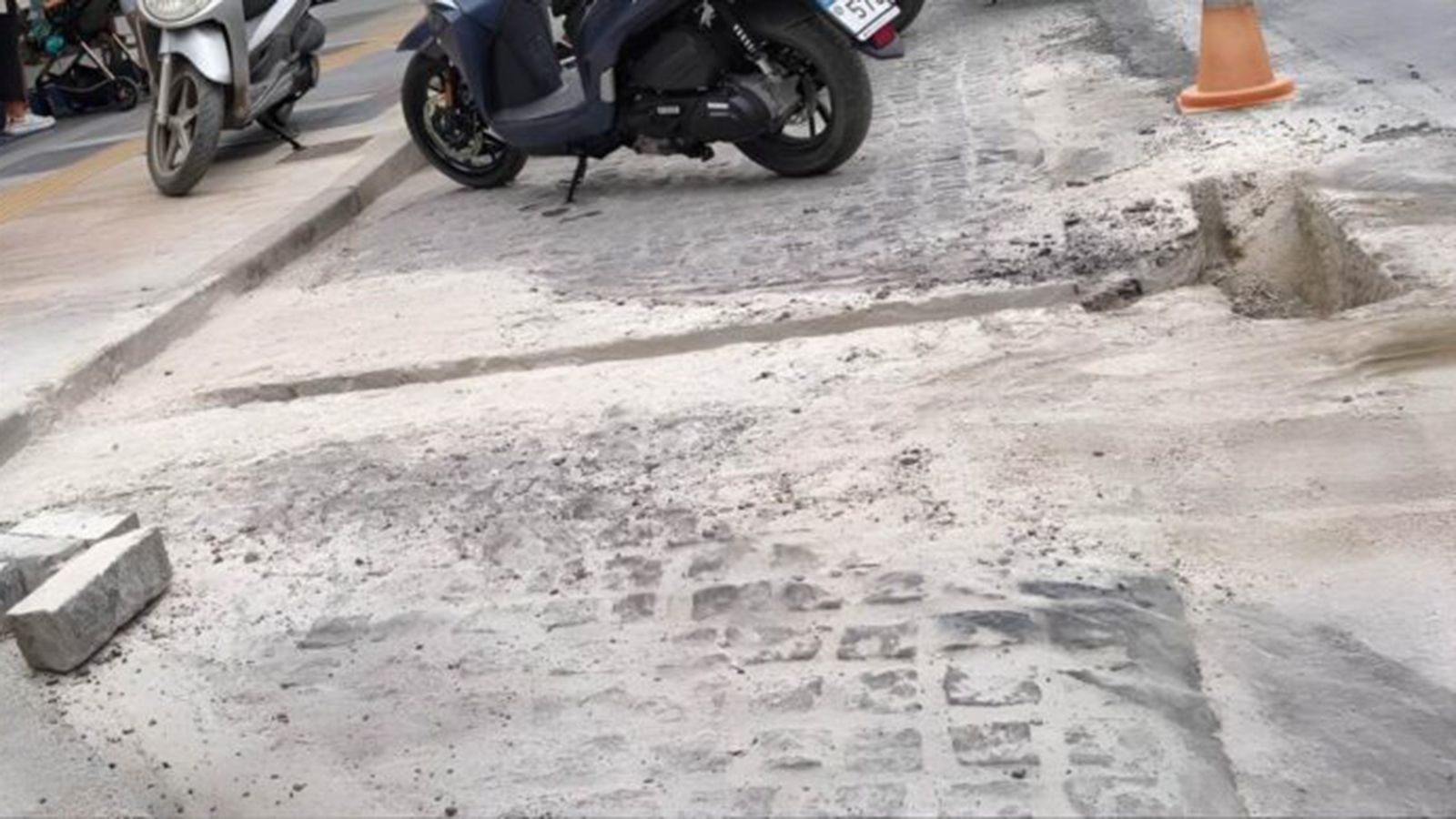 Πρόστιμο 35.000€ σε ΟΤΕ & ΔΕΗ από Δήμο της Αθήνας για έργα σε δρόμους